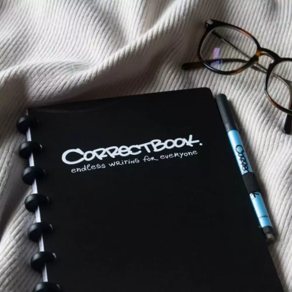 Correctbook | A5 | 40 pagina's gelinieerd | Ink Black