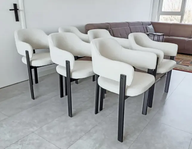 Bouclé Eetkamerstoelen
